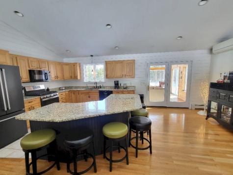 130 Marwick Road Farmington ME 04938