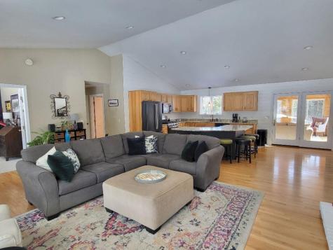 130 Marwick Road Farmington ME 04938