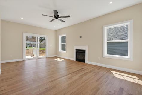 29 Forest Glenn Lane Topsham ME 04086