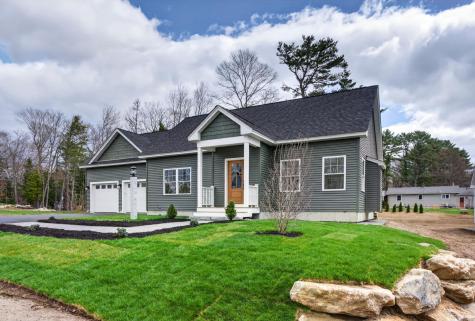 29 Forest Glenn Lane Topsham ME 04086