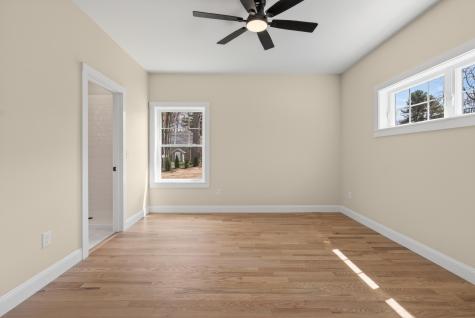 29 Forest Glenn Lane Topsham ME 04086