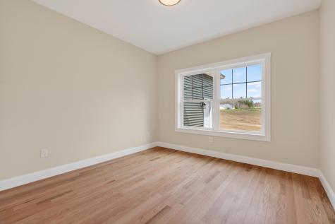 29 Forest Glenn Lane Topsham ME 04086