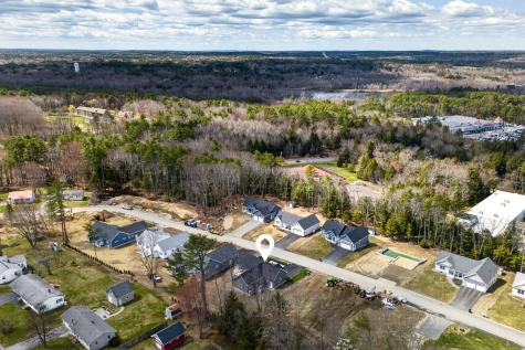 29 Forest Glenn Lane Topsham ME 04086
