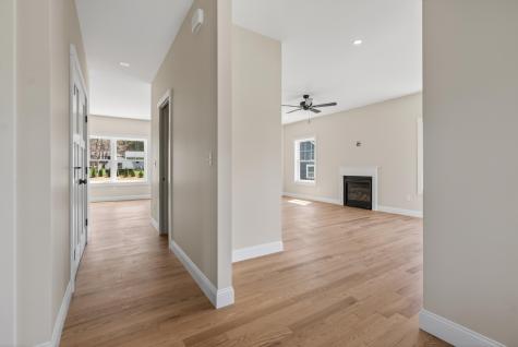 29 Forest Glenn Lane Topsham ME 04086
