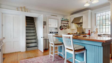 47 High Road Cornish ME 04020