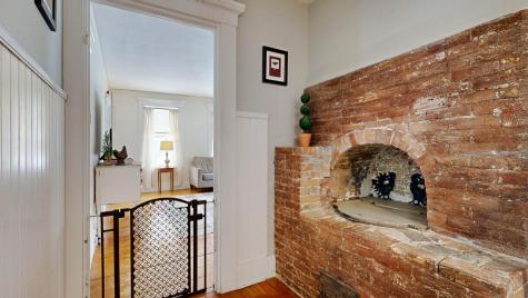 47 High Road Cornish ME 04020