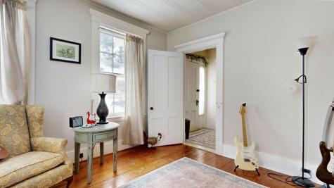 47 High Road Cornish ME 04020