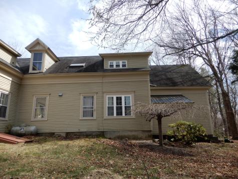 47 High Road Cornish ME 04020