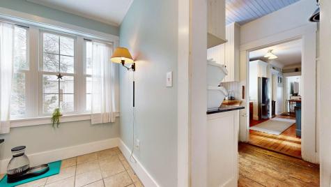 47 High Road Cornish ME 04020