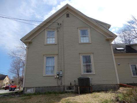 47 High Road Cornish ME 04020