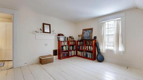 47 High Road Cornish ME 04020