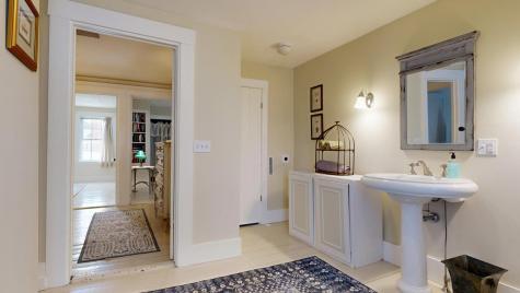 47 High Road Cornish ME 04020