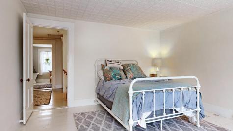 47 High Road Cornish ME 04020