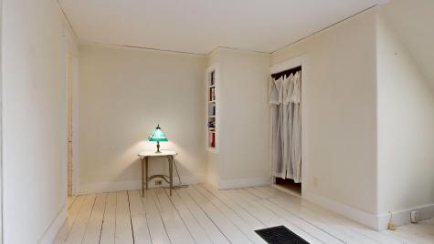 47 High Road Cornish ME 04020