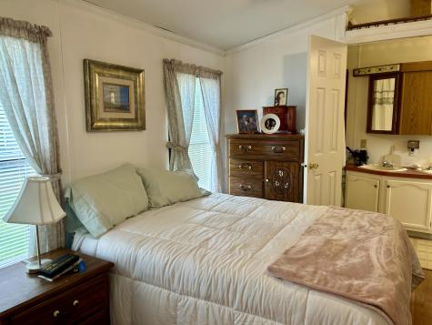 40 Tufton Street Brunswick ME 04011