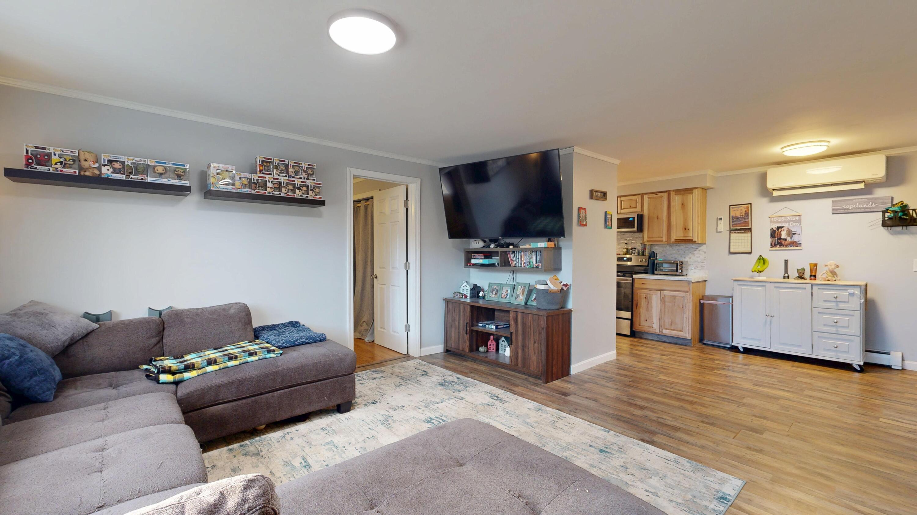 6 Cecile Avenue Augusta ME 04330