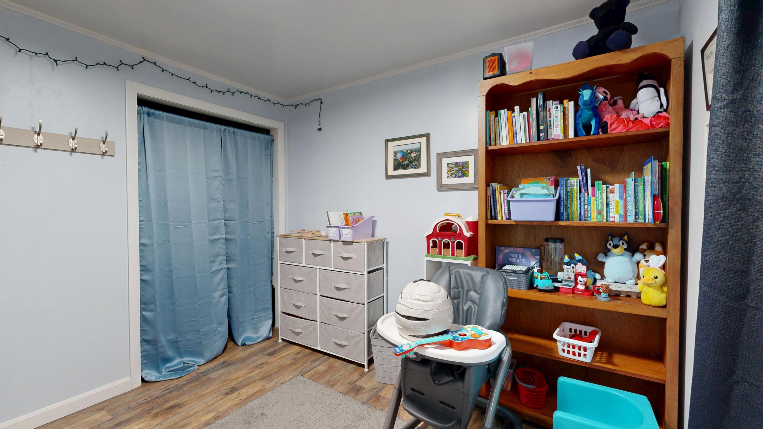 6 Cecile Avenue Augusta ME 04330