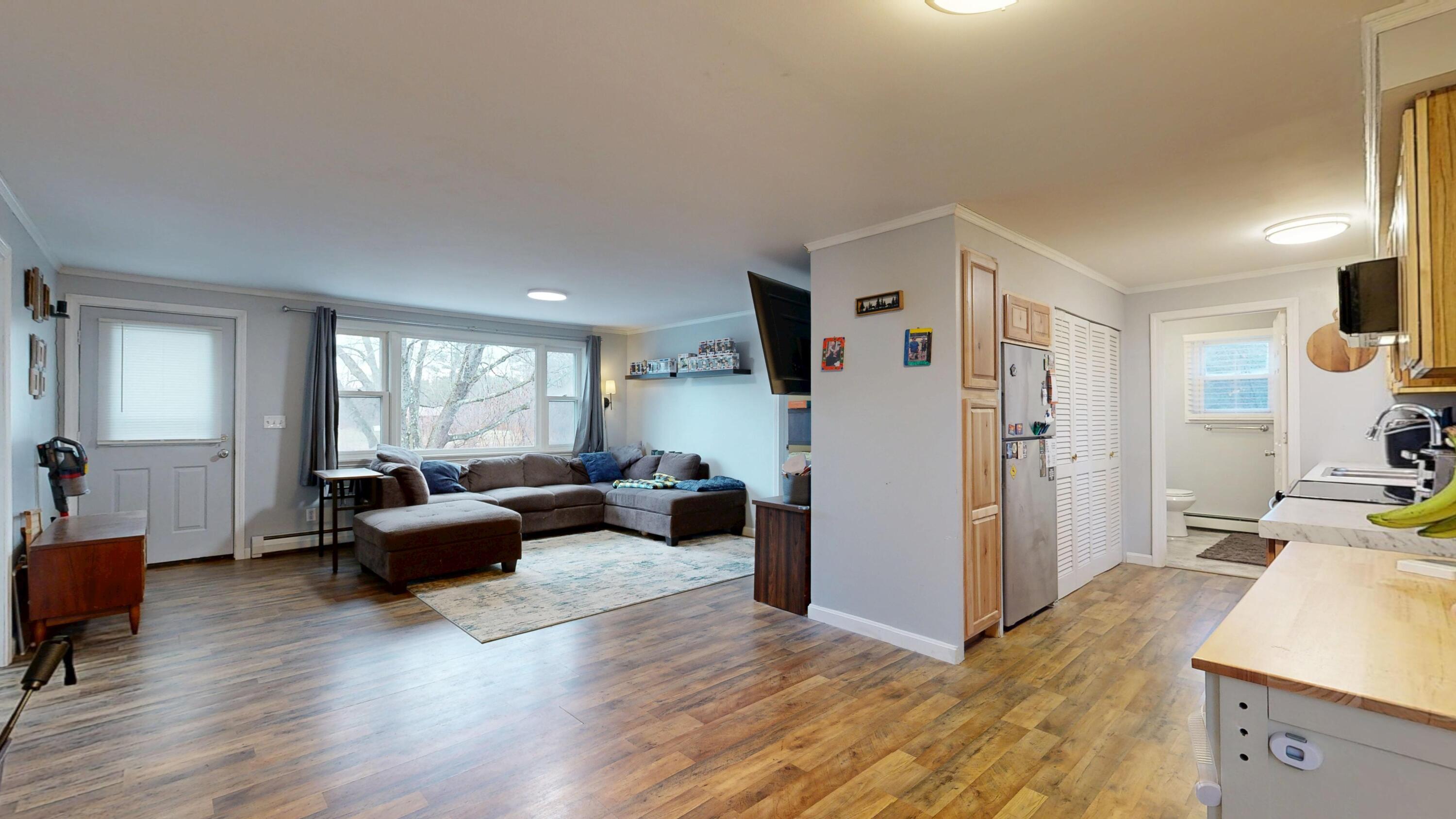 6 Cecile Avenue Augusta ME 04330