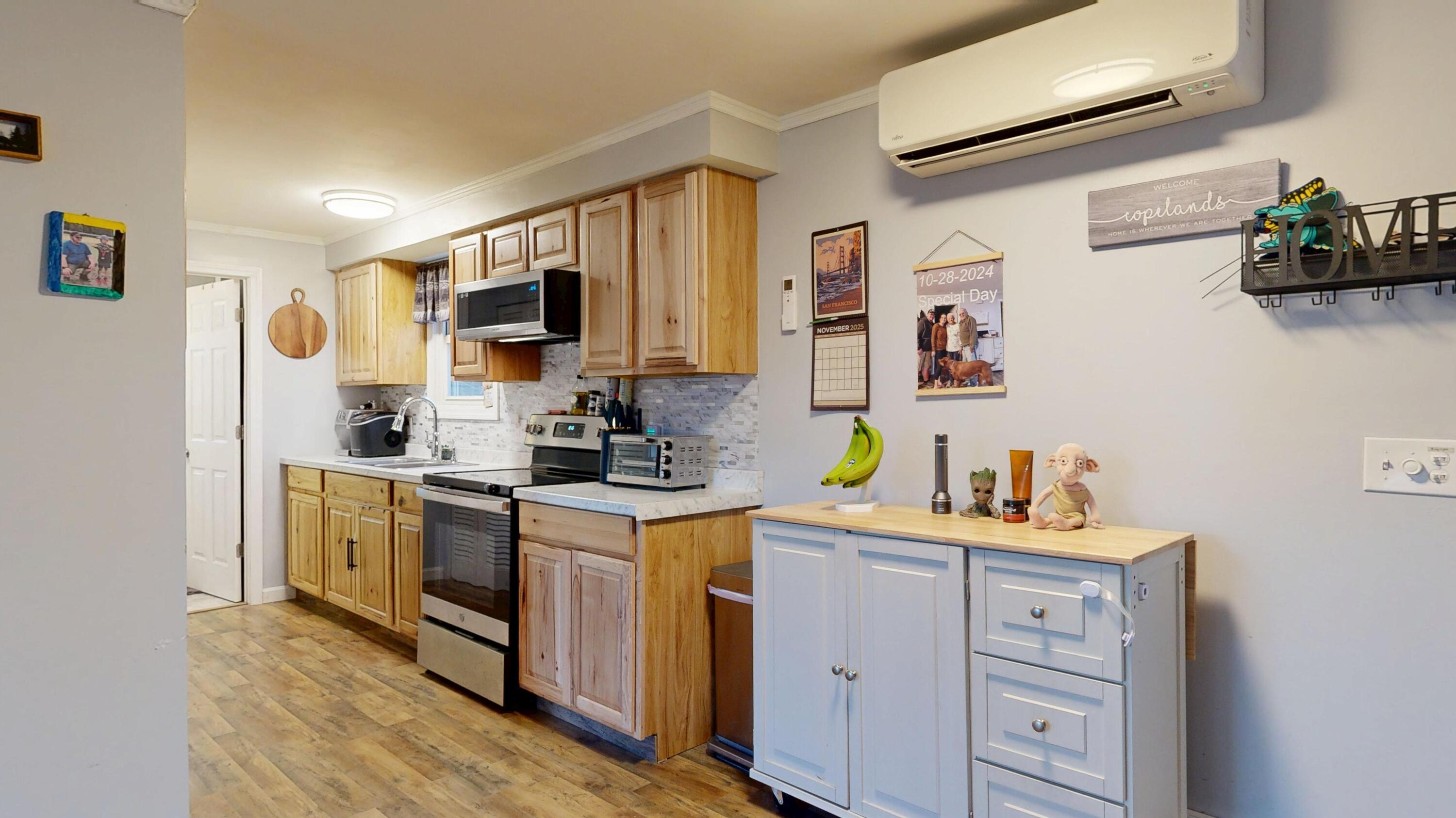 6 Cecile Avenue Augusta ME 04330