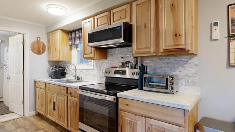 6 Cecile Avenue Augusta ME 04330