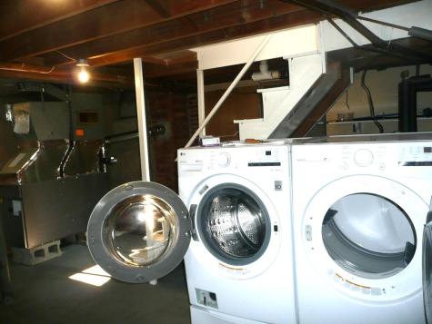 22 Daytona Street South Portland ME 04106