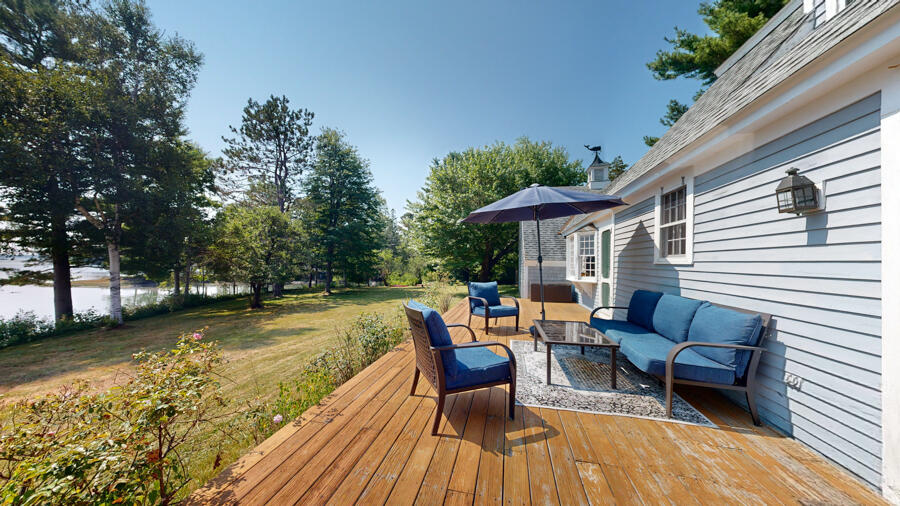 654 Pleasant Point Road Cushing ME 04563