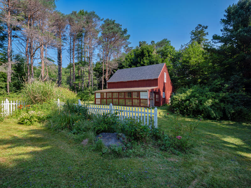 654 Pleasant Point Road Cushing ME 04563