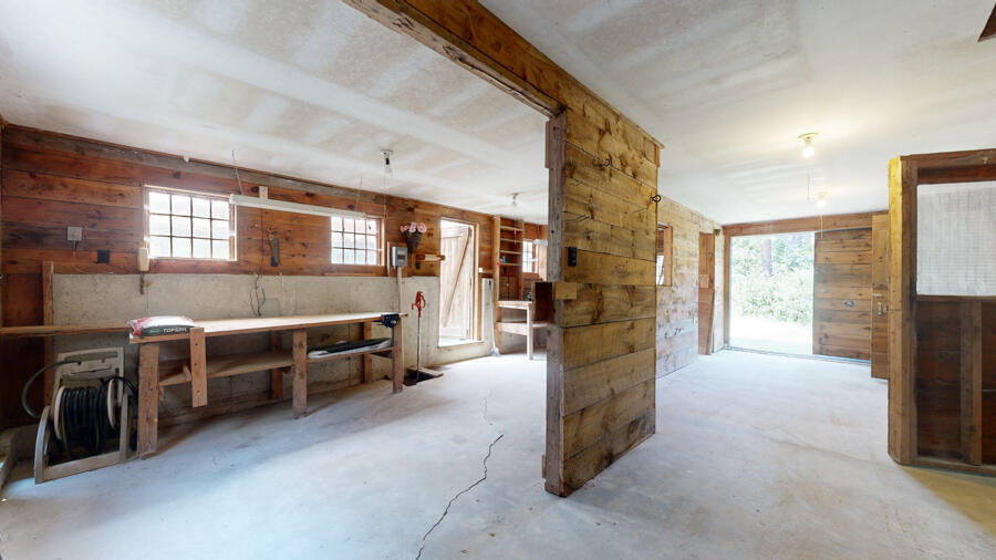 654 Pleasant Point Road Cushing ME 04563