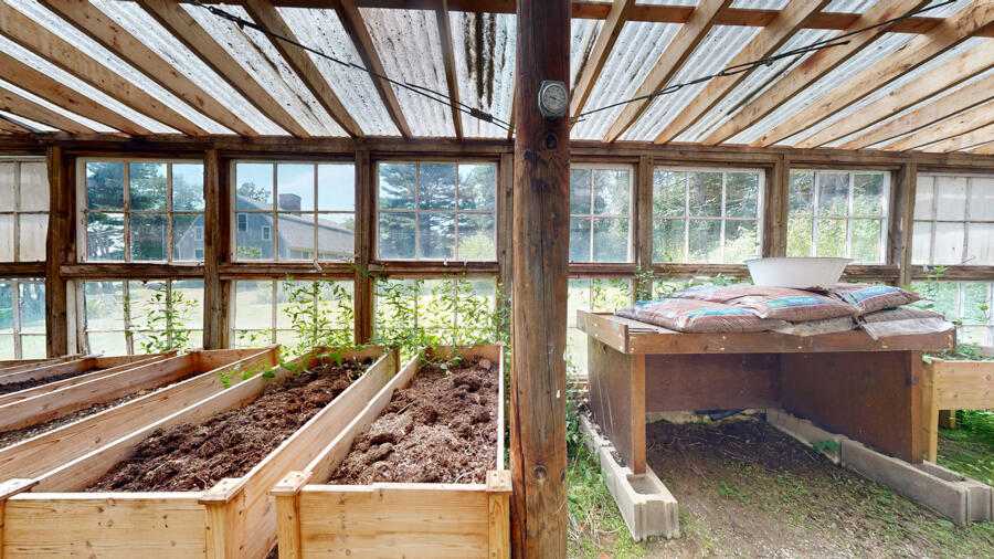 654 Pleasant Point Road Cushing ME 04563