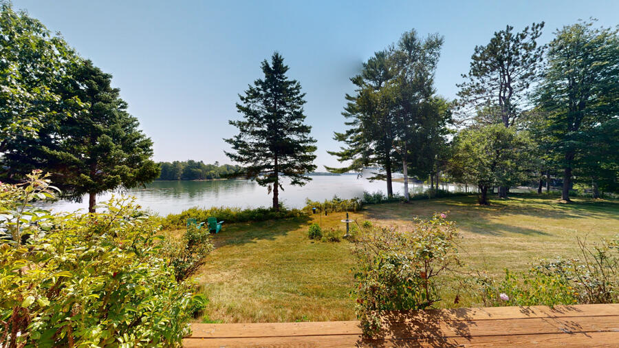 654 Pleasant Point Road Cushing ME 04563