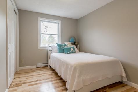 58 Tenney Street Yarmouth ME 04096