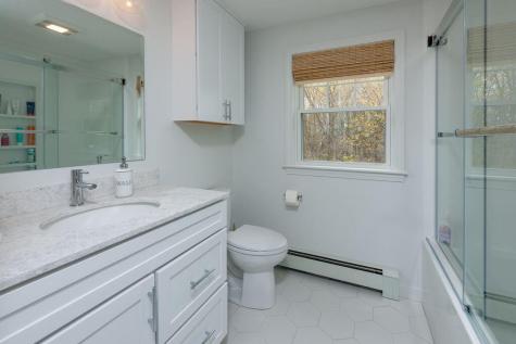 66 Raydon Road Extension York ME 03909