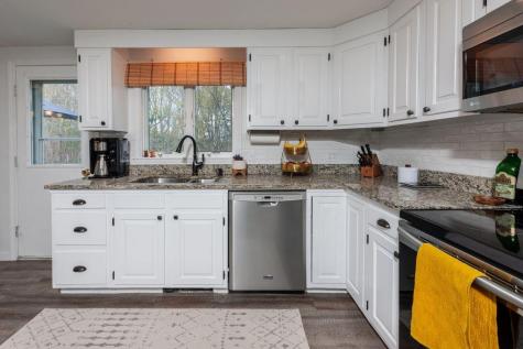 66 Raydon Road Extension York ME 03909