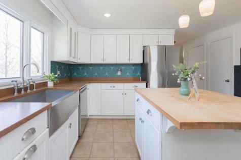 128 Lake Avenue Farmington ME 04938