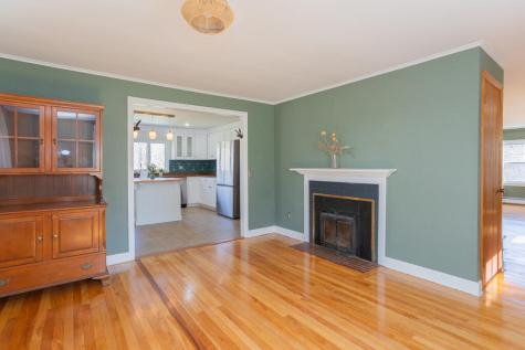 128 Lake Avenue Farmington ME 04938