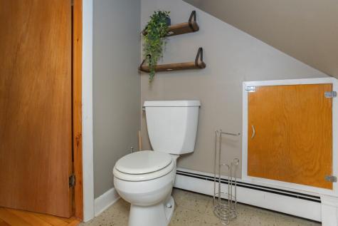 128 Lake Avenue Farmington ME 04938