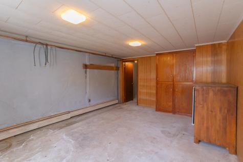 128 Lake Avenue Farmington ME 04938