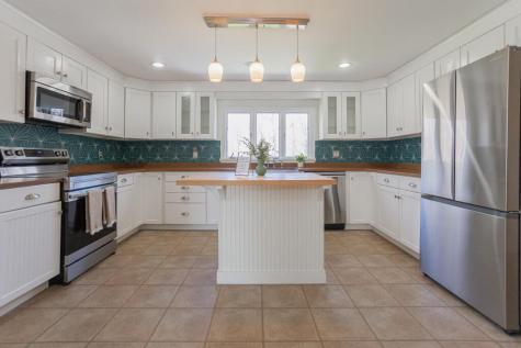 128 Lake Avenue Farmington ME 04938