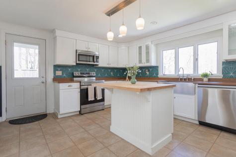 128 Lake Avenue Farmington ME 04938