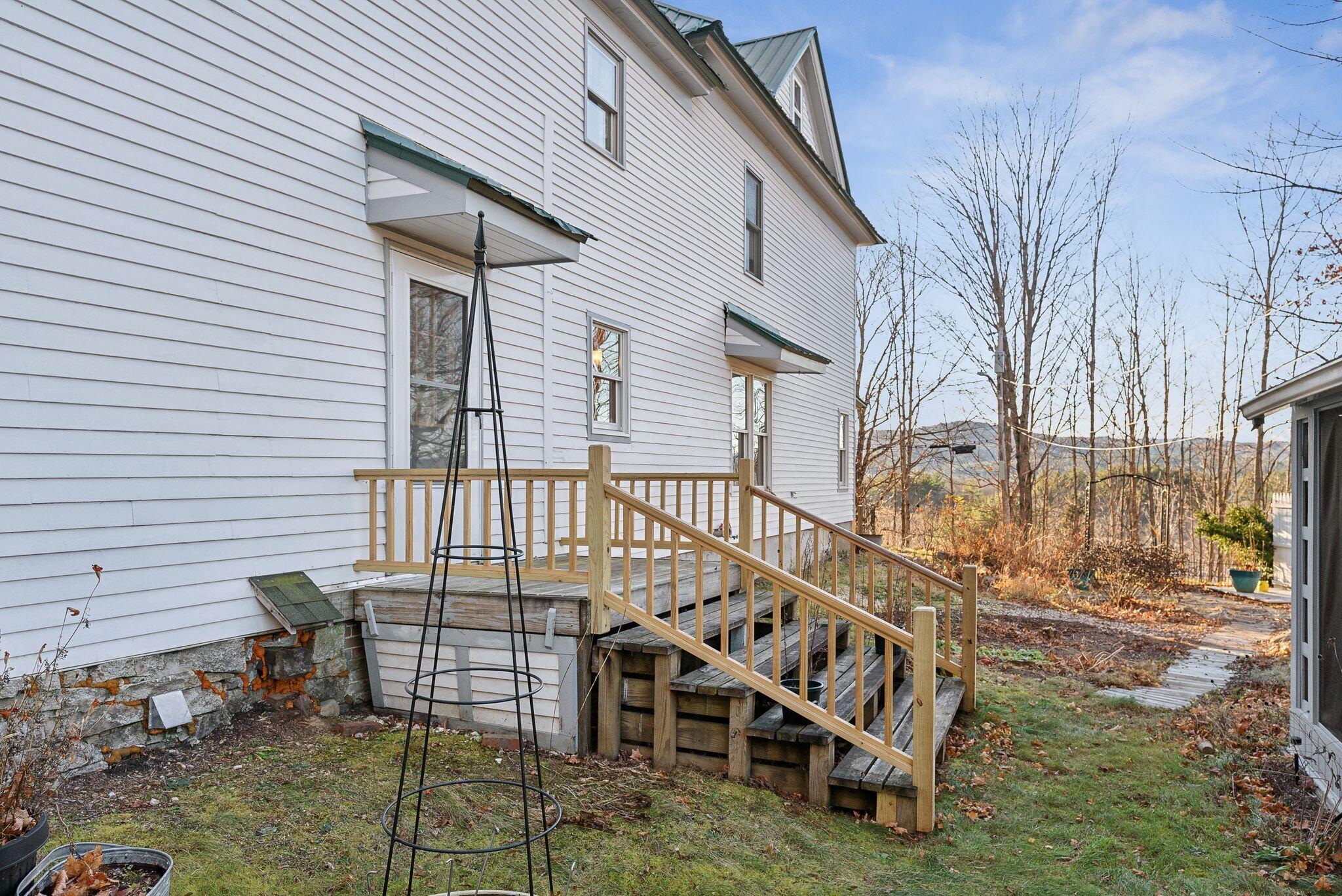 43 Mountain View Jay ME 04239