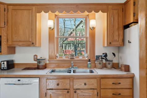 43 Mountain View Jay ME 04239