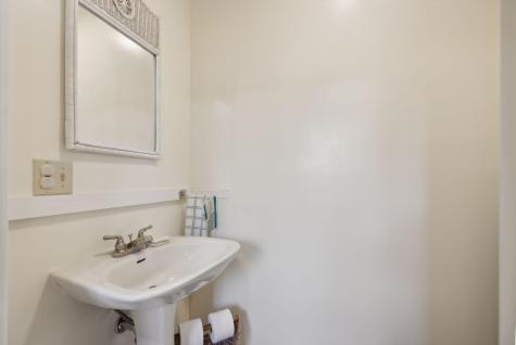 43 Mountain View Jay ME 04239