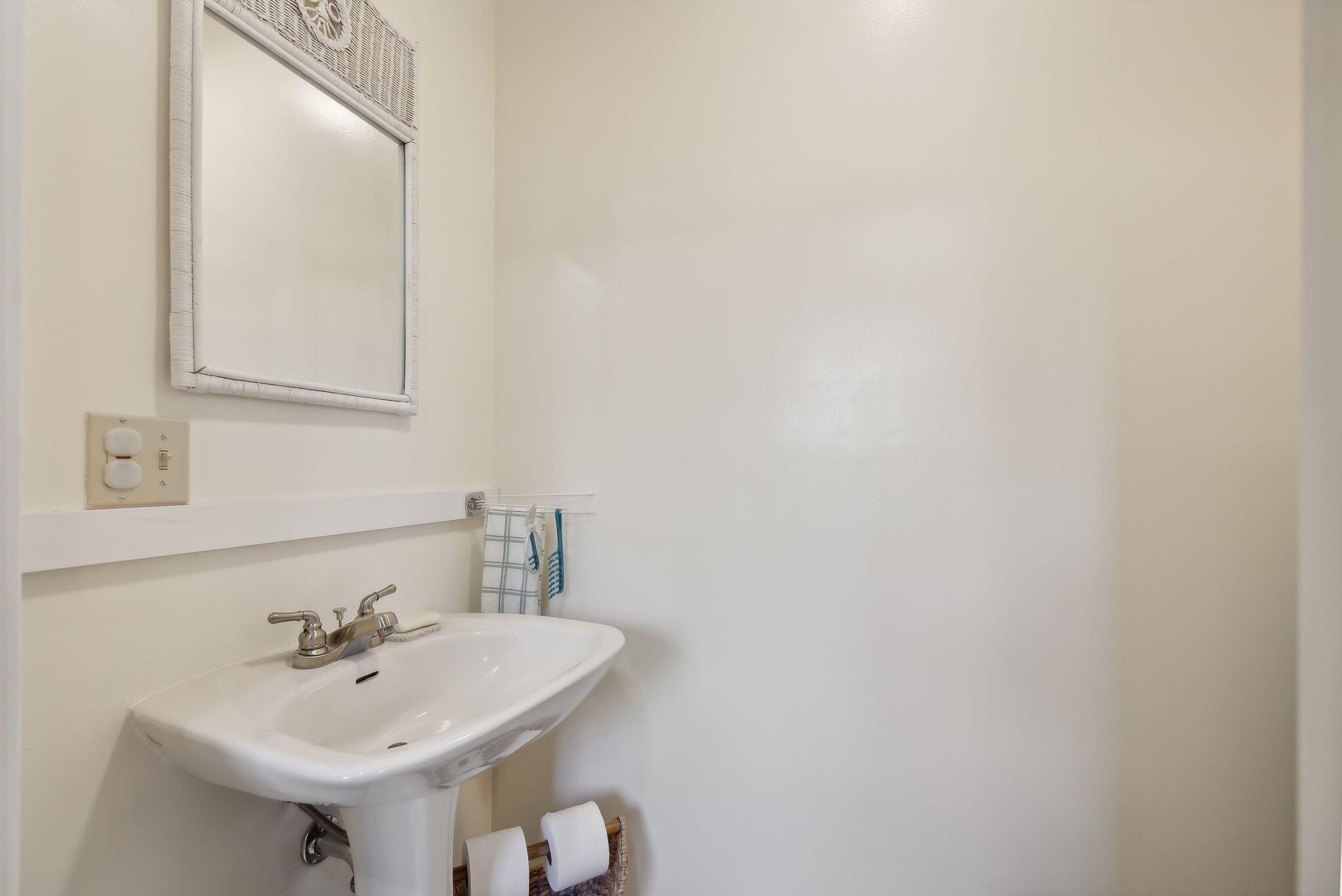 43 Mountain View Jay ME 04239