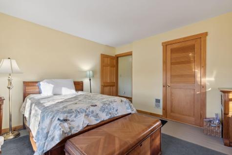 43 Mountain View Jay ME 04239