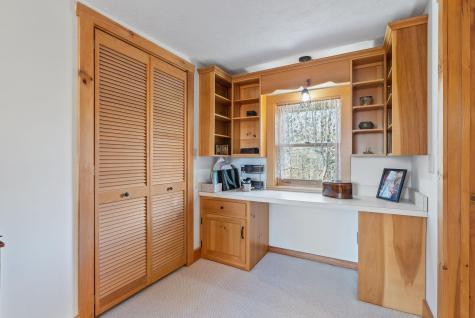 43 Mountain View Jay ME 04239