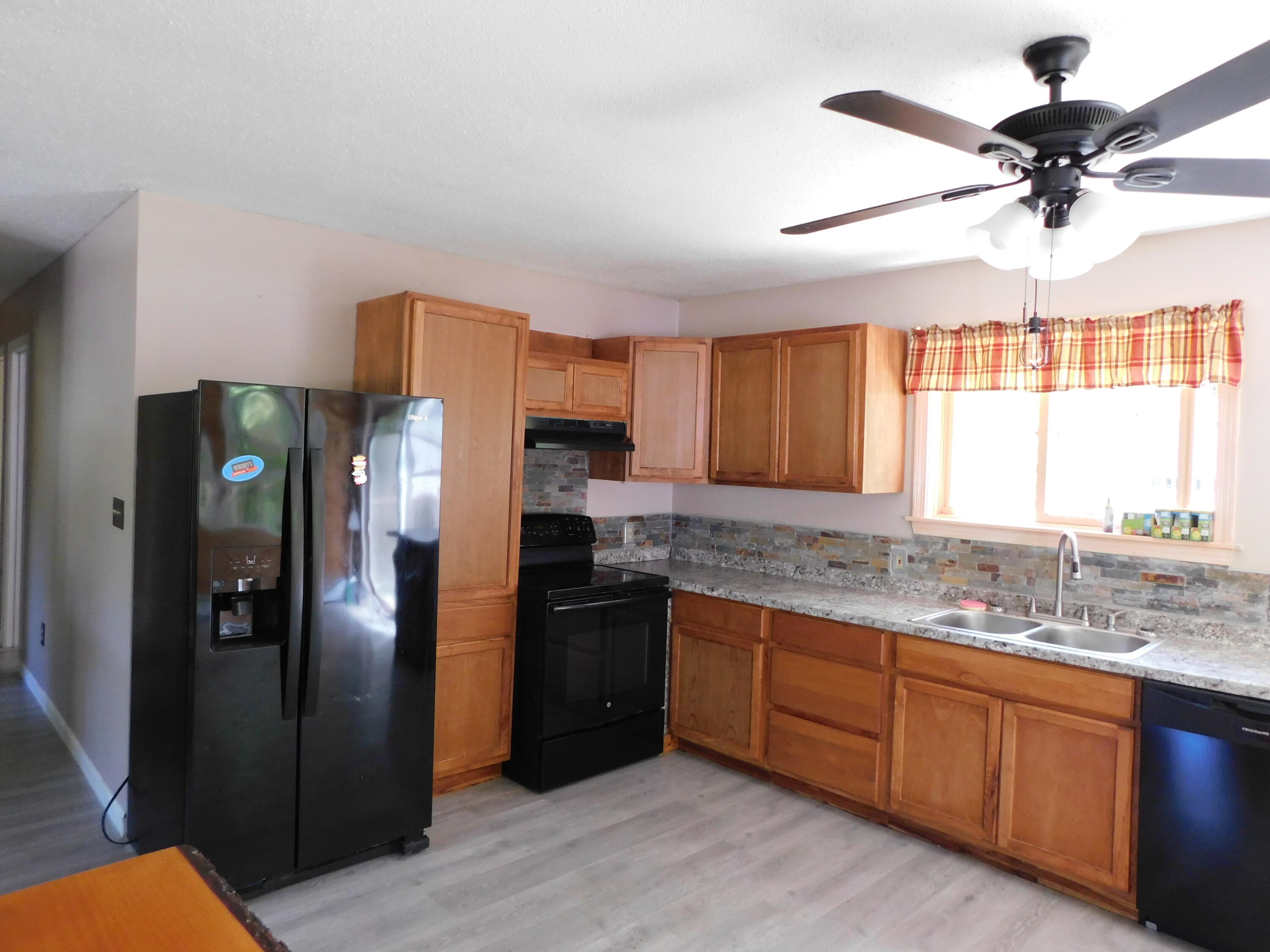 25 Brandy Lane Hudson ME 04449