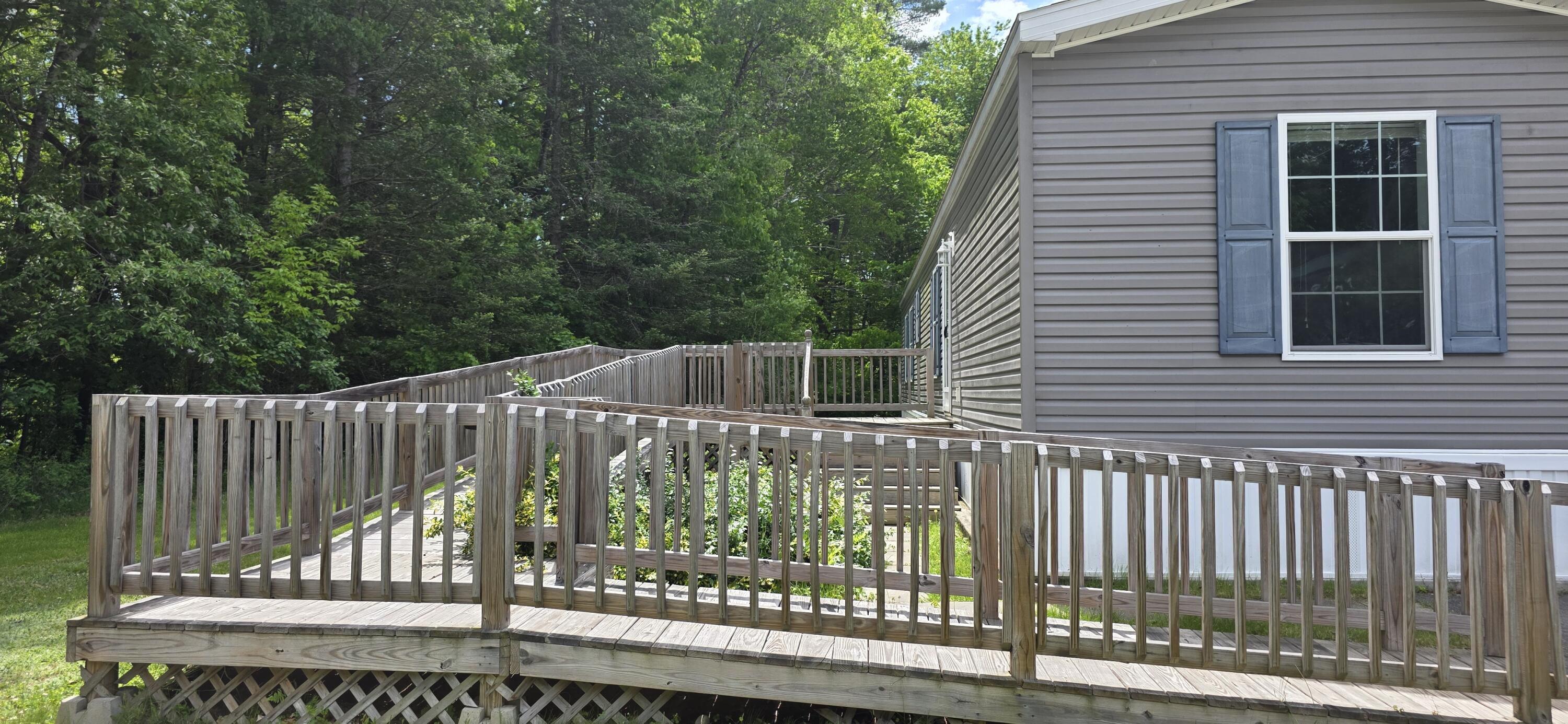 3 Redwood Drive Norway ME 04268