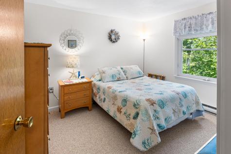 40 Powder Mill Drive Kennebunk ME 04043