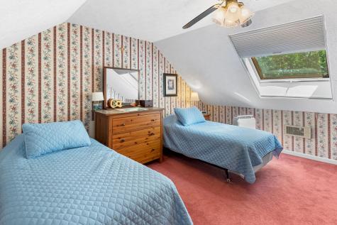 40 Powder Mill Drive Kennebunk ME 04043