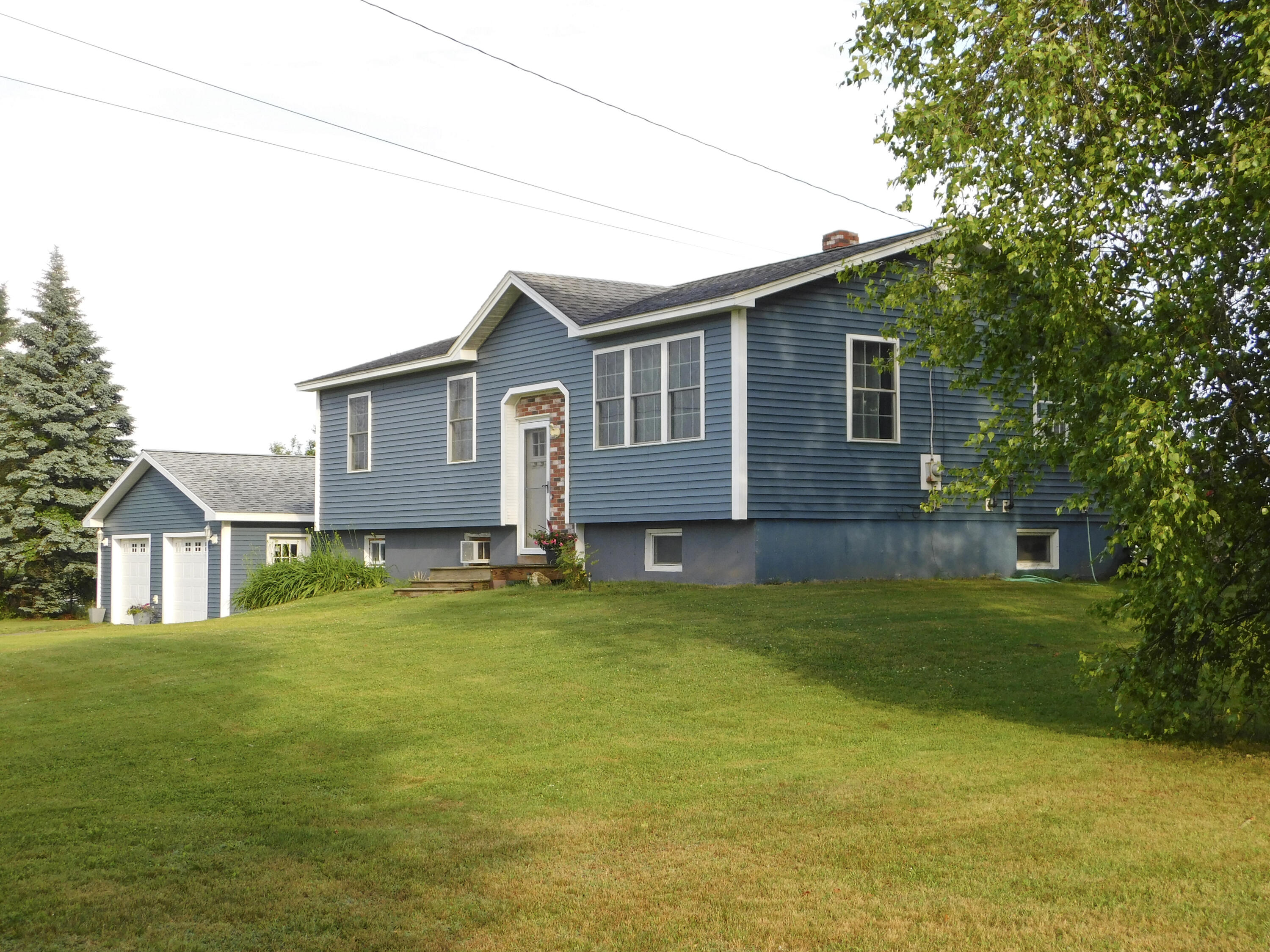 382 Exeter Road Corinth ME 04427